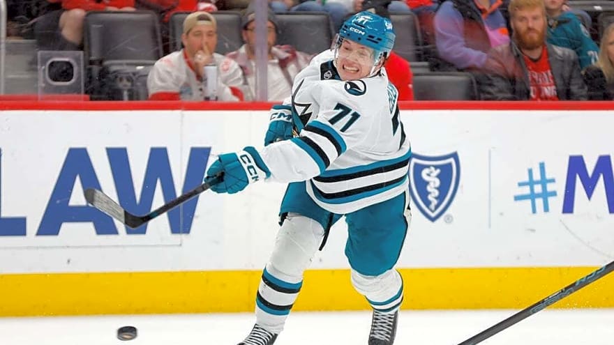 Sharks shoot to continue successful run vs. hapless Canucks