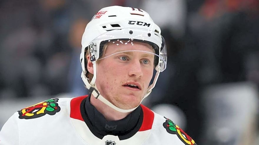 Blackhawks sign F Oliver Moore to 5-year deal
