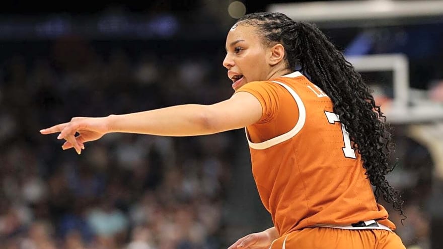 Riding holiday success, Texas climbs to No. 2 in Top 25