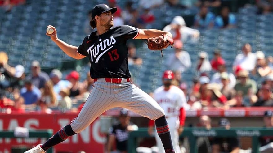 Twins drub Angels in combined two-hitter to split series