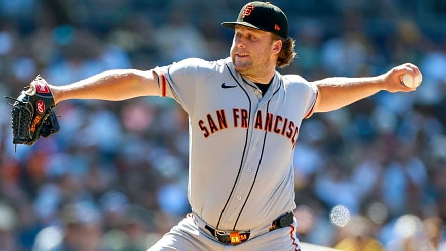 Reports: Red Sox move INF Marcelo Mayer to Giants for LHP Erik Miller