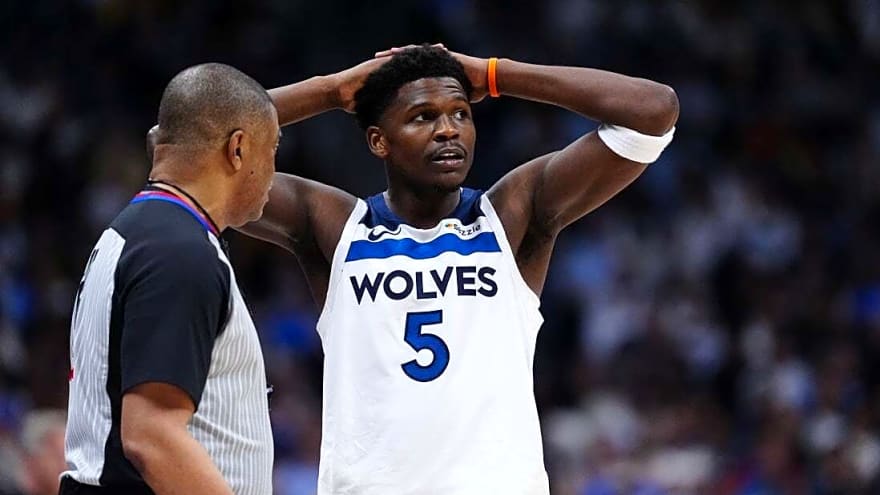 Timberwolves G Anthony Edwards (knee) week-to-week