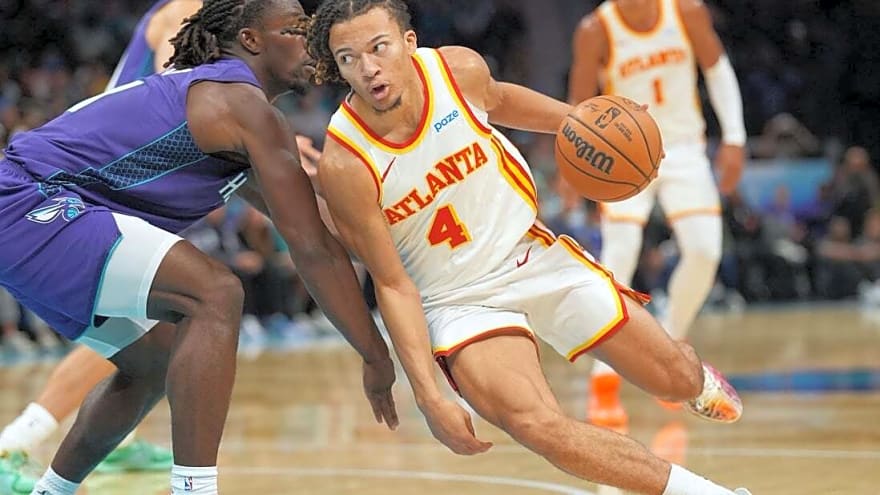 Hot-shooting Hawks set franchise mark with 47-point rout of Hornets