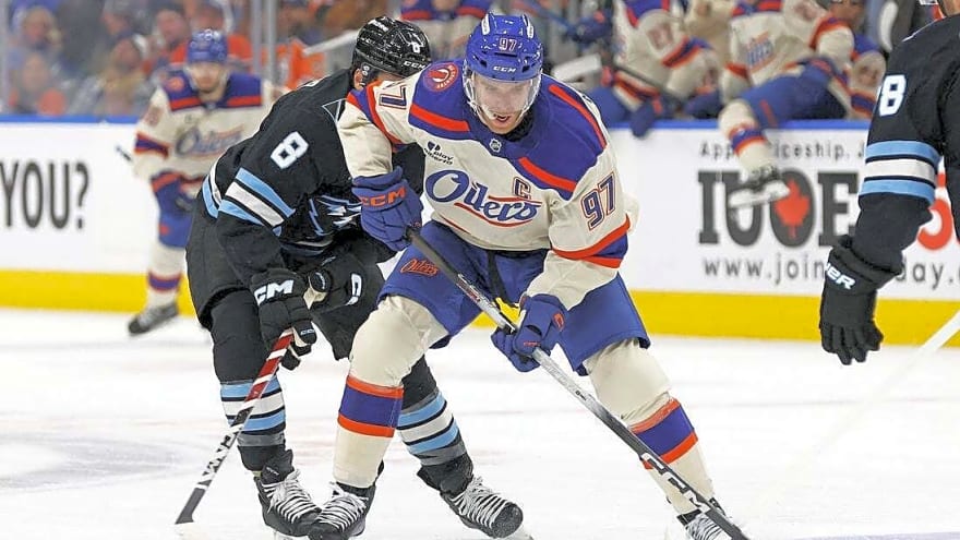 Five-goal period propels Oilers past Mammoth