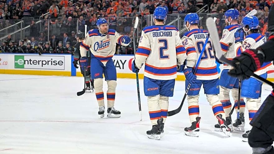 Connor McDavid logs hat trick in Oilers&#39; rout of Kraken