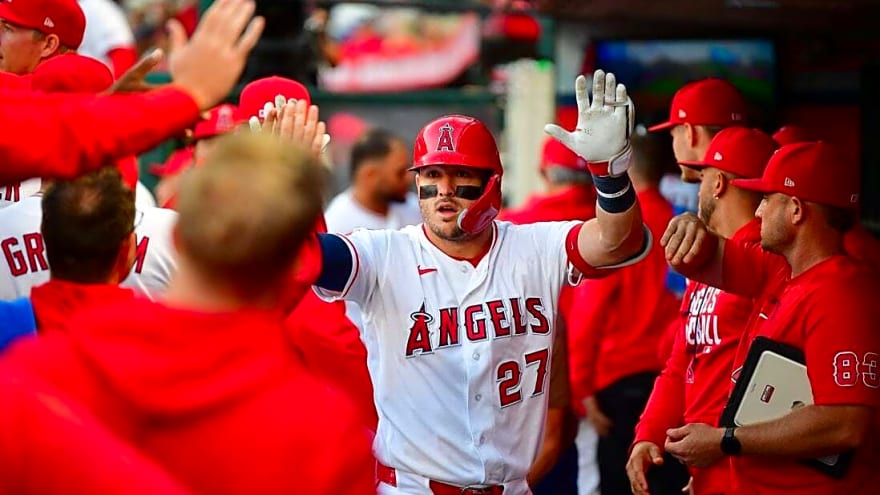 Mike Trout moves up HR list as Angels down White Sox