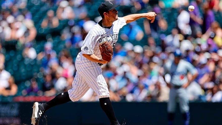Cubs add LHP Ty Blach, option LHP Javier Assad