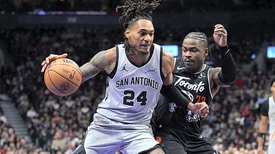 Spurs riding 10-game winning streak ahead of matchup with lowly Nets