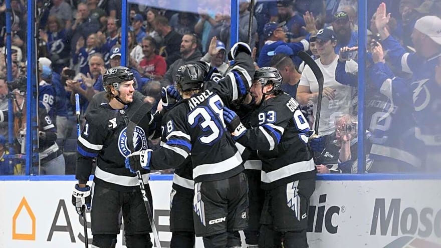 Lightning look to play with emotion, physicality vs. Predators