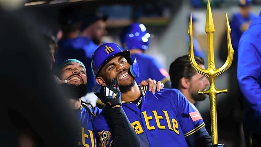J.P. Crawford, Mariners vie to take series from Diamondbacks