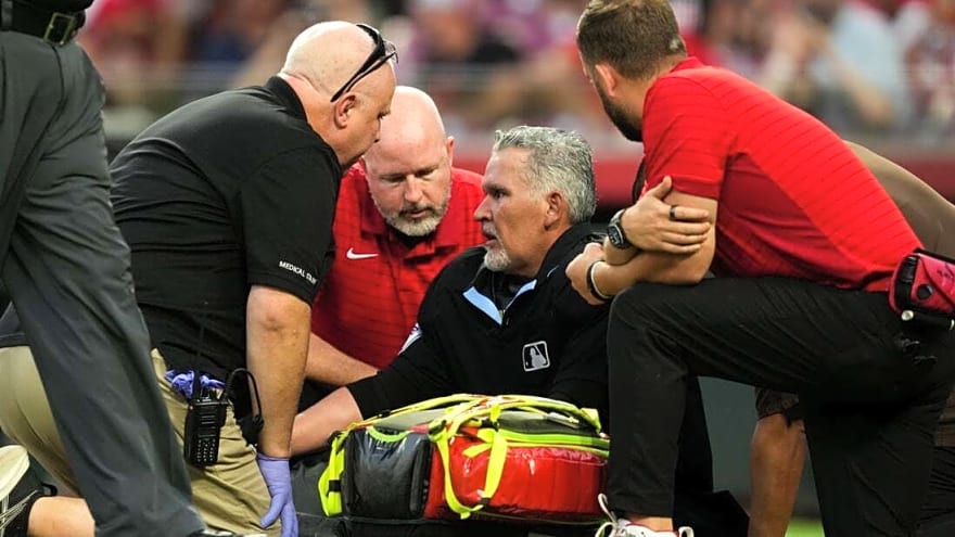 Home-plate umpire Manny Gonzalez (heat exhaustion) leaves game in Cincinnati