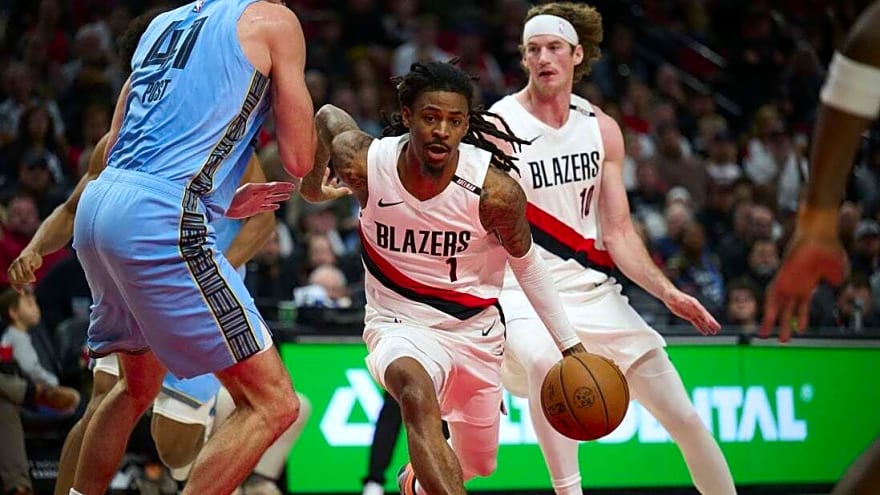 Blazers' Ja Morant exits against former team with hamstring injury