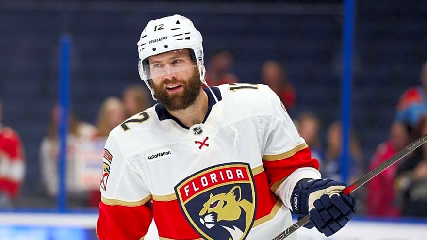 Panthers F Jonah Gadjovich signs 2-year extension through 2027-28