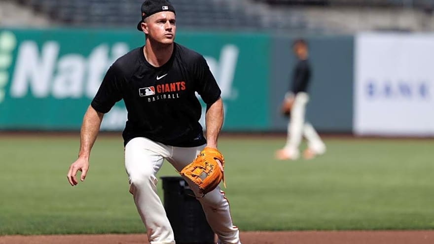 Giants activate 3B Matt Chapman (hand) from IL