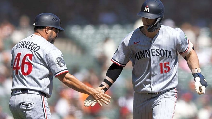 Twins wrap road schedule by rallying past Giants