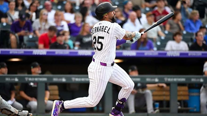 Rockies produce 6-run eighth to surge past Diamondbacks