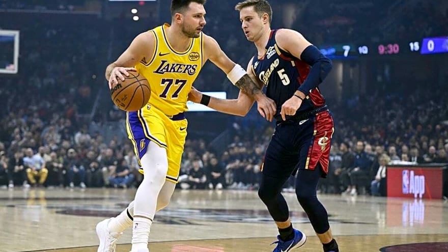 Lakers' Luka Doncic in question as road trip continues at Wizards