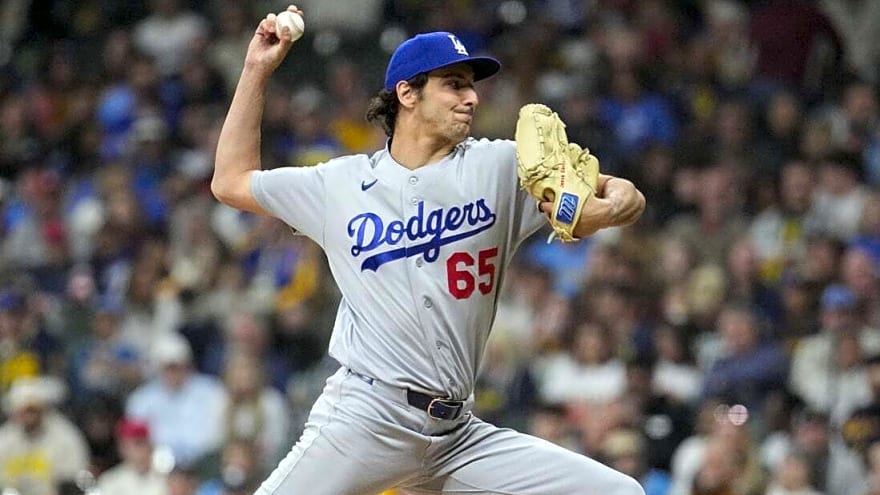 Dodgers recall RHP Paul Gervase