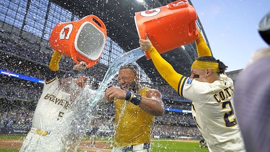 Jackson Chourio walk-off single gives Brewers 2-0 NLDS lead on Padres