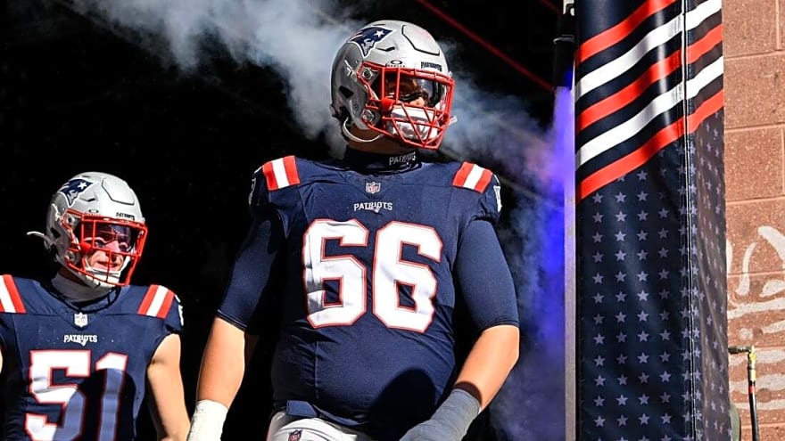 Patriots LT Will Campbell (leg) carted off field vs. Bengals