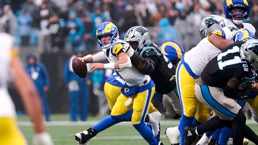 NFL roundup: Panthers stymie Matthew Stafford, end Rams&#39; streak