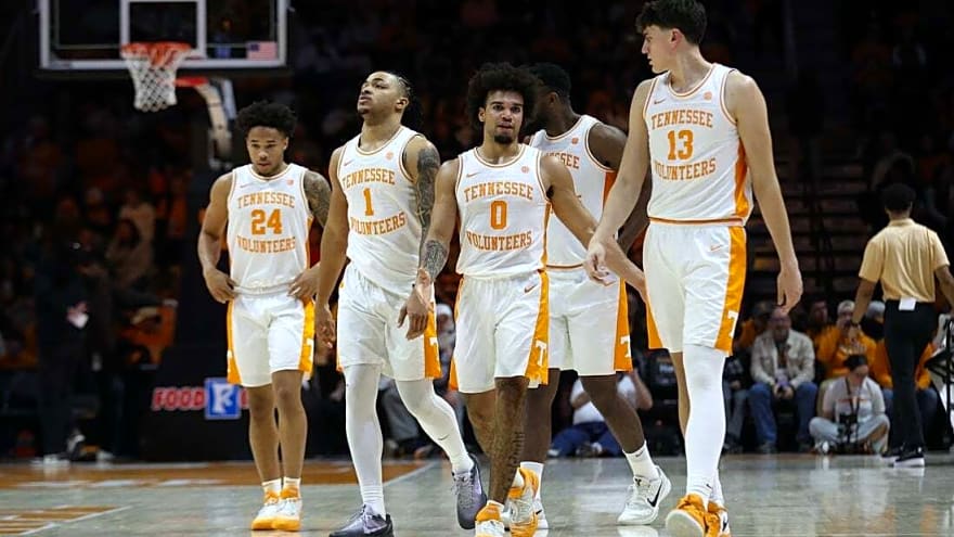 No. 18 Arkansas, No. 19 Tennessee set to open SEC 'storm'