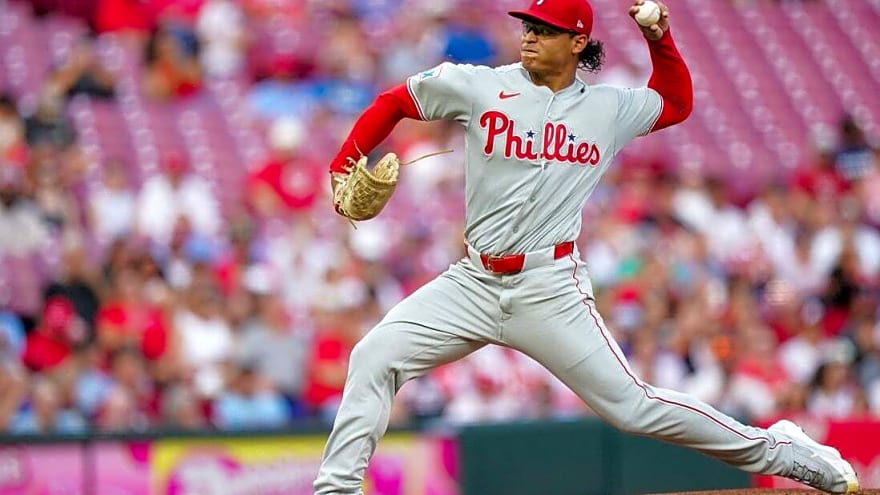 Jesus Luzardo dominates, Phillies edge Reds 1-0