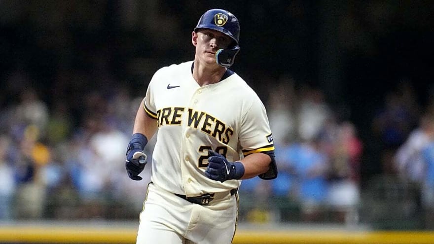 Brewers down Pirates, set team mark for fastest route to 70 wins