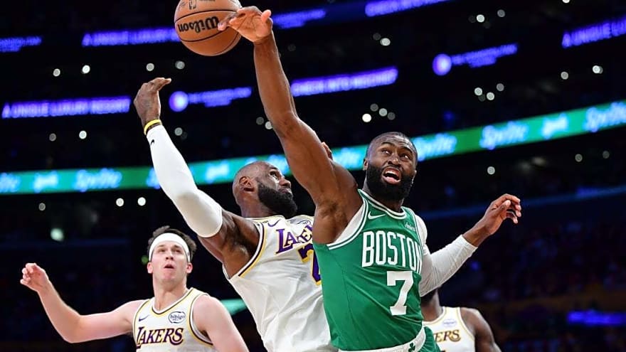 Brown, Pritchard lead Celtics' dominance over Lakers