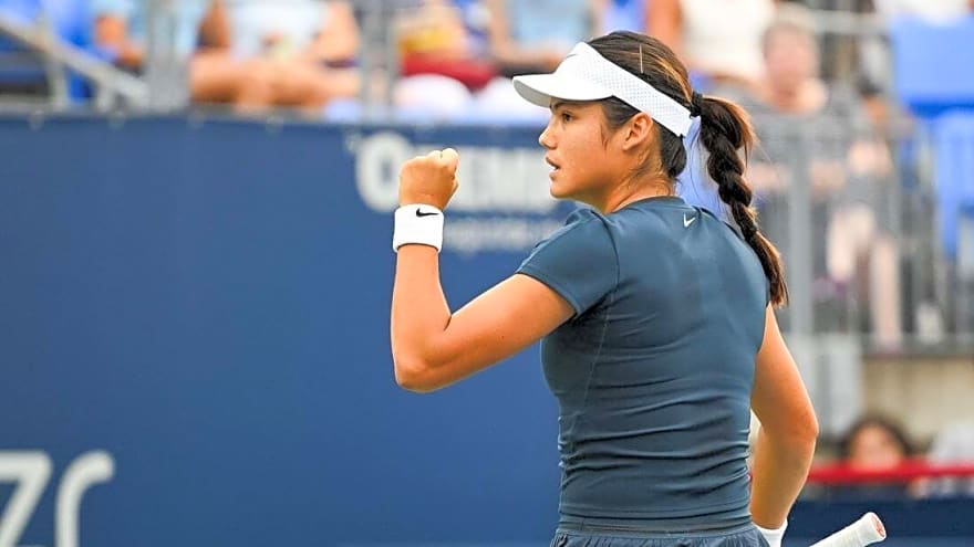 Emma Raducanu moves into Korea Open second round