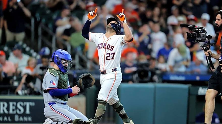 Astros start fast, power past Rangers