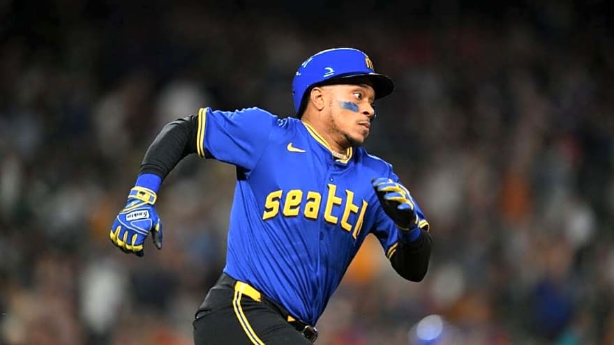 Behind Jorge Polanco, Mariners vie for sweep of Guardians