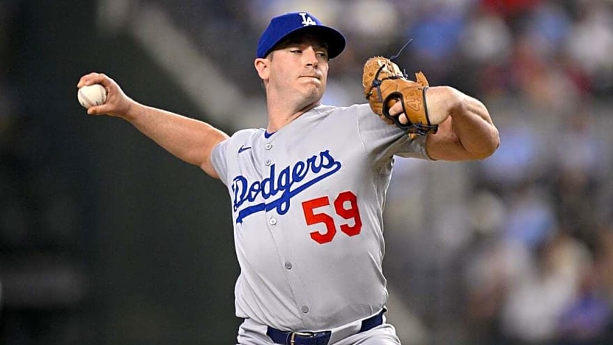 Dodgers re-sign RHP Evan Phillips to one-year deal