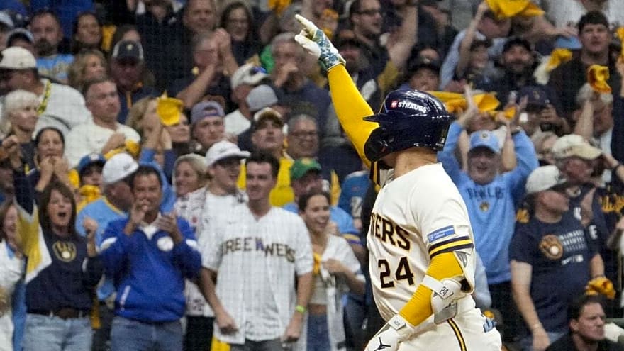 Brewers find home-run power, rally past Padres in NLDS opener