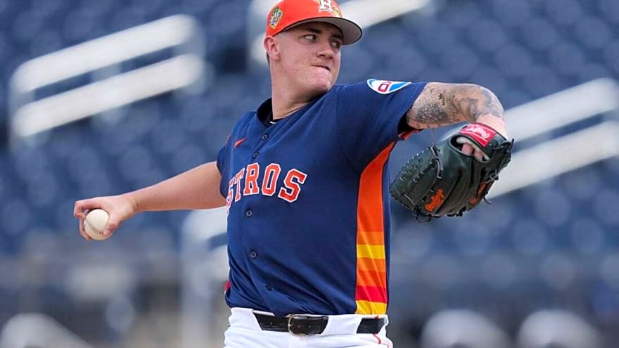 Astros carry high expectations into opener vs. Angels