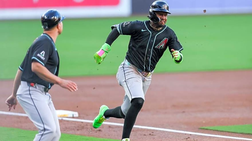 Diamondbacks belt 3 homers in shutout victory over Padres