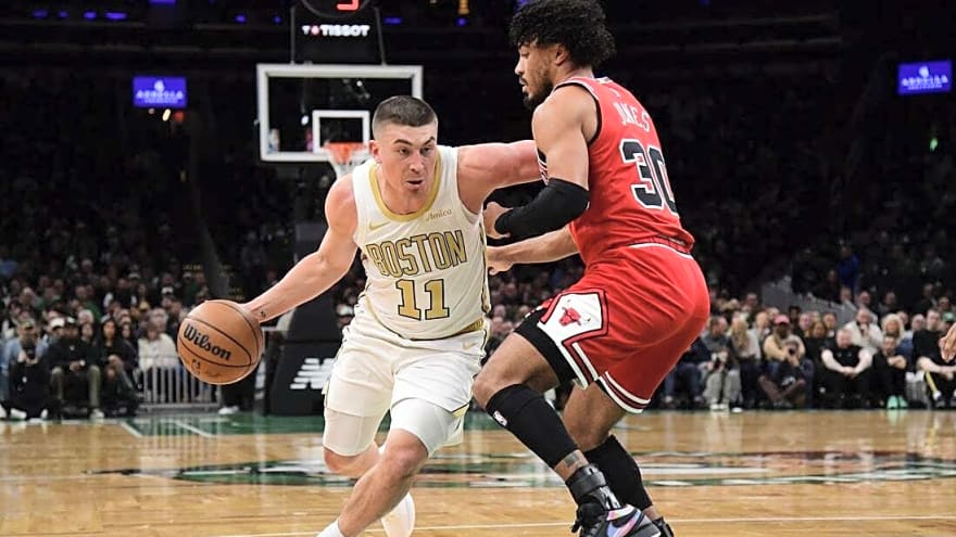 Anfernee Simons drops 8 threes to help Celtics tame Bulls