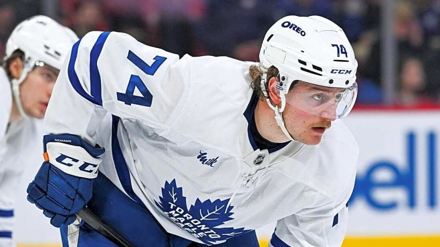 Leafs scratch veteran trio ahead of trade deadline