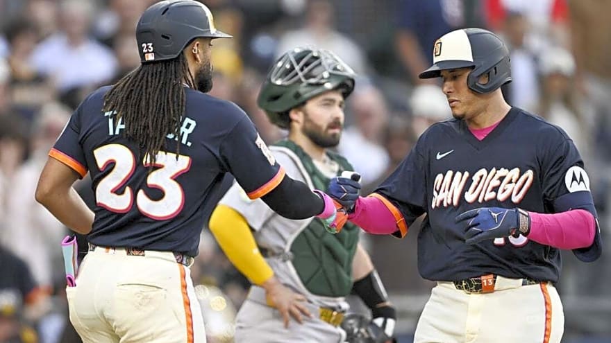Ramon Laureano swats tiebreaking HR as Padres down A's
