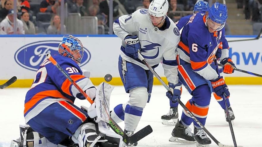 Ilya Sorokin, Islanders snap Lightning&#39;s 7-game win streak