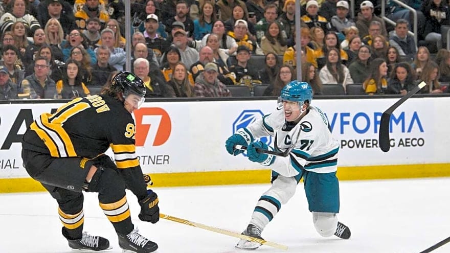 Bruins tally 4 in the 3rd to edge Sharks, extend unbeaten streak to 8