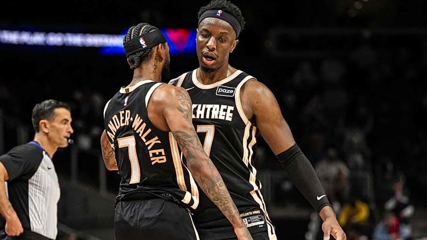 Fast-rising Hawks go for 11th straight win vs. Mavericks