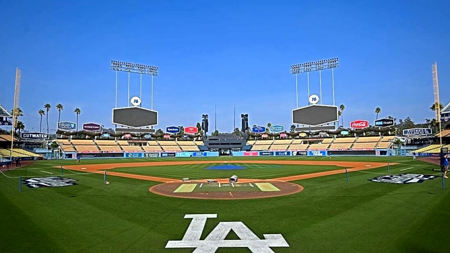 Report: Uniqlo buys naming rights at Dodger Stadium