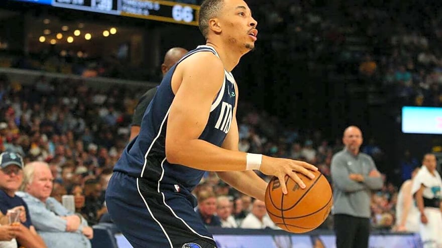 Report: Mavericks re-sign G Dante Exum