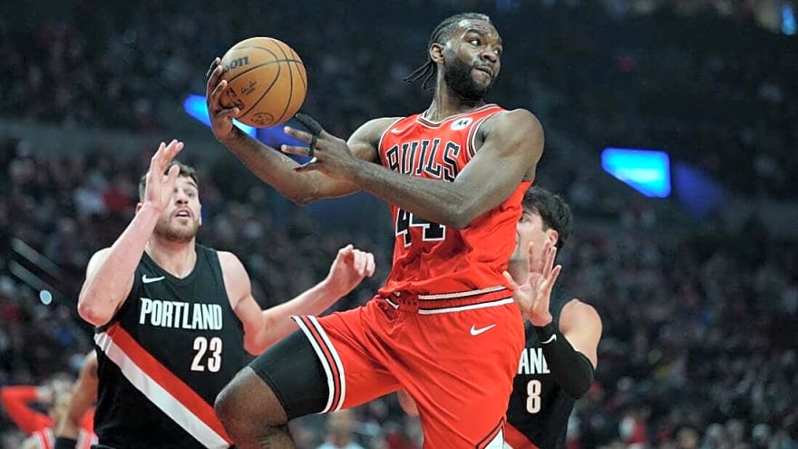 Nikola Vucevic&#39;s buzzer-beating trey lifts Bulls past Blazers