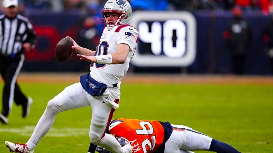 Patriots list Drake Maye (shoulder) as limited