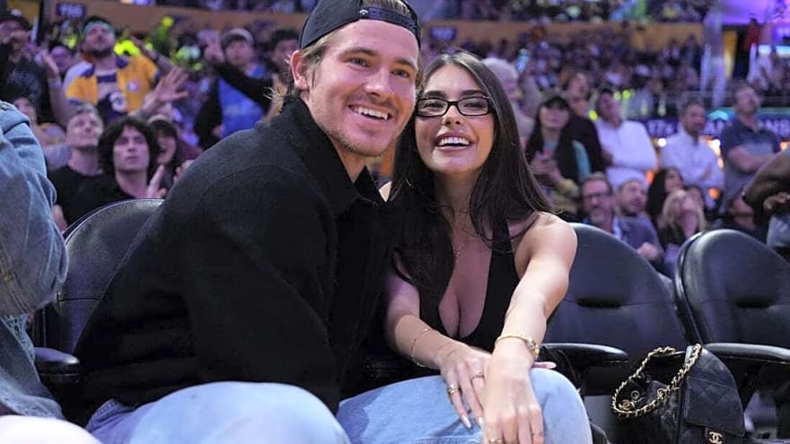 Chargers QB Justin Herbert, singer Madison Beer engaged