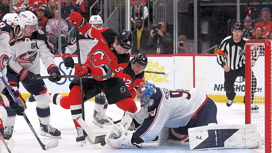 Blue Jackets break losing streak with comeback win over Devils