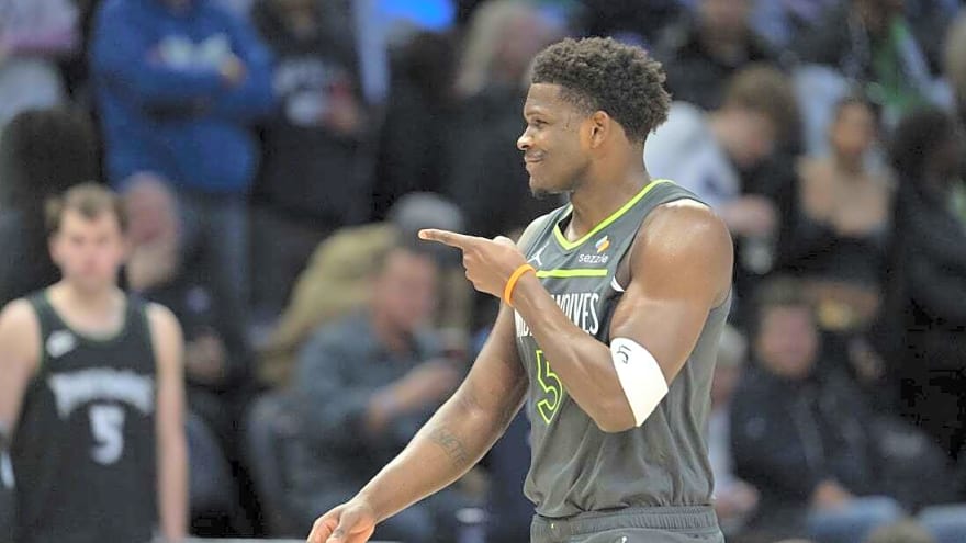 Anthony Edwards punctuates Timberwolves' comeback win over Spurs