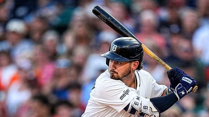 Tigers use 19-hit barrage to crush Diamondbacks